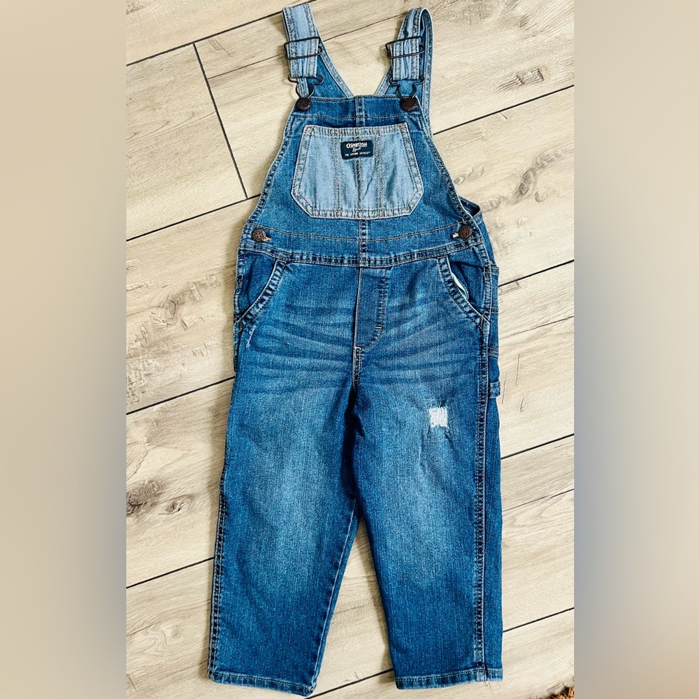4T overalls - Oshkosh